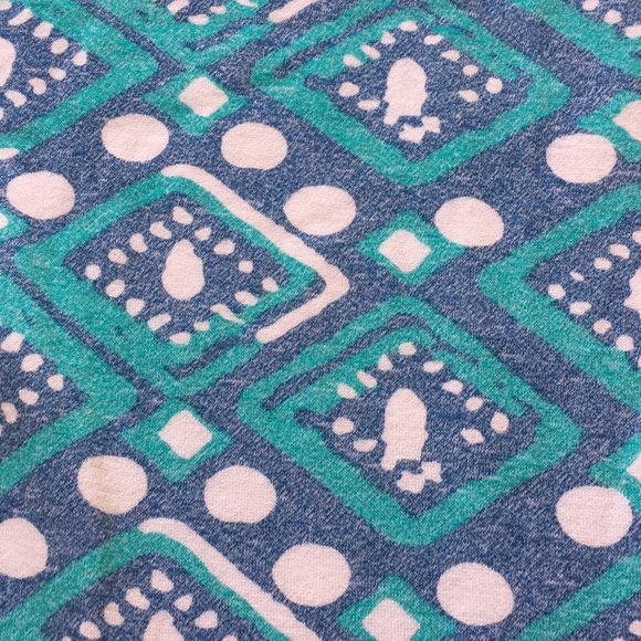 LuLaRoe half sleeve: faded denim/turquoise/white - Picture 7 of 8
